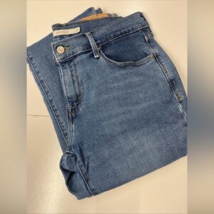 Levi's 505 Women's Mid-rise Jeans Blue, Straight Leg, 29 X 32